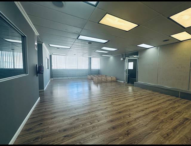 296M² OFFICE TO LET IN RIVONIA